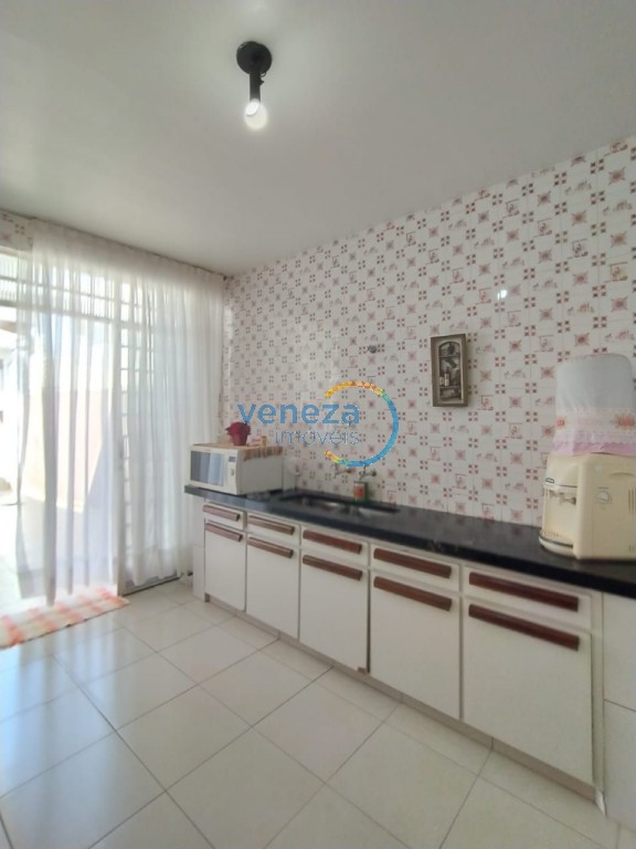 Casa Residencial para venda no bairro Petropolis de Londrina - Foto 16