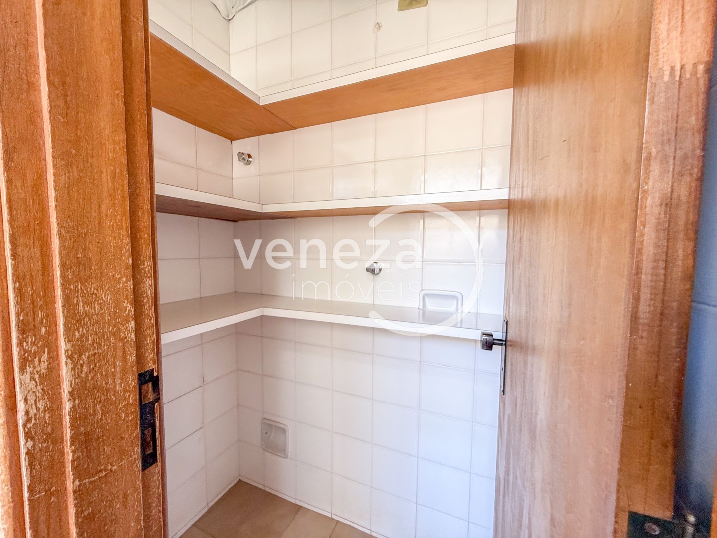 Apartamento para locação no bairro Vila Larsen 1 de Londrina - Foto 13