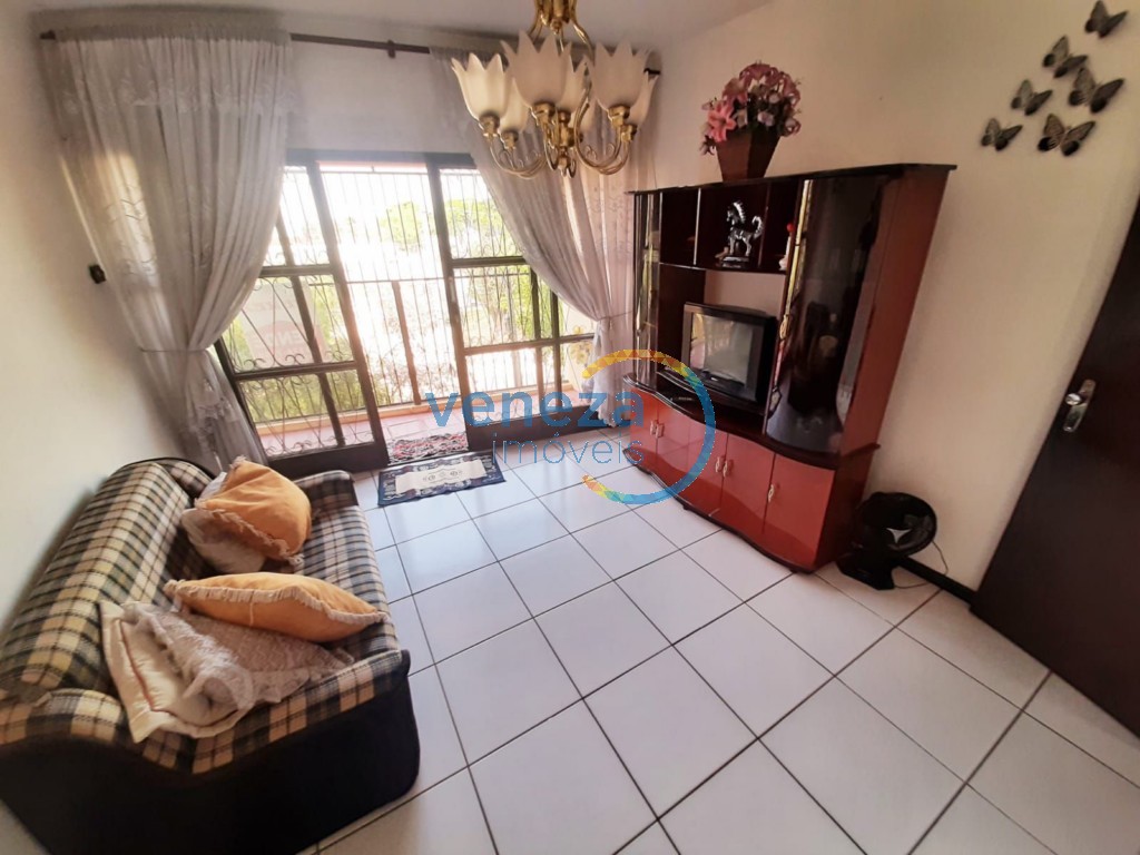 Casa Residencial para venda no Casoni em Londrina com 159,62m² por R$ 590.000,00  - Foto 2