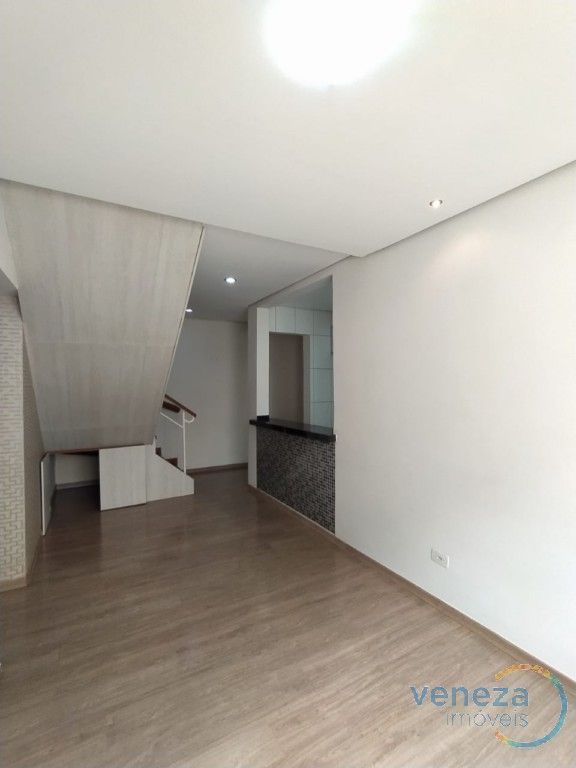 Apartamento para locacao no Nossa Senhora de Lourdes em Londrina com 129,83m² por R$ 2.225,00