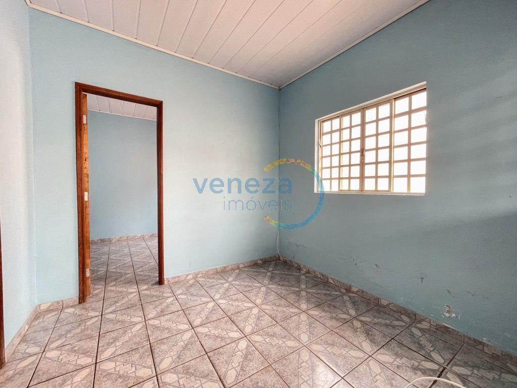 Casa Residencial para venda no Tokio em Londrina com 176,11m² por R$ 240.000,00  - Foto 2
