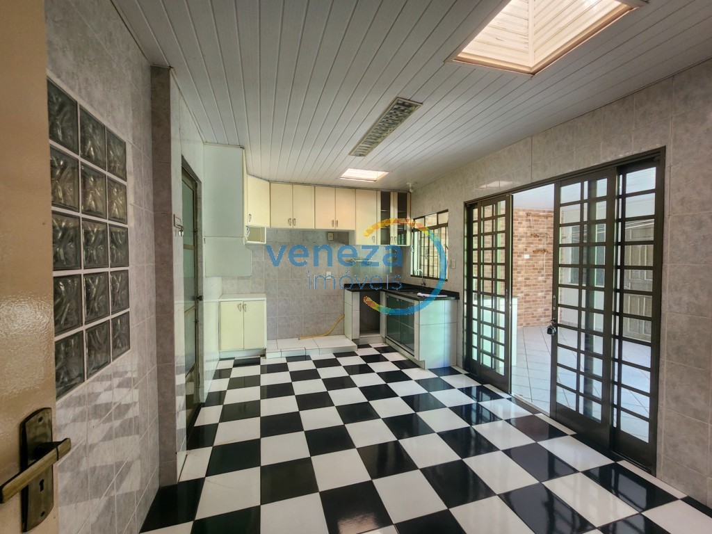 Casa Residencial para venda no bairro Barbeta de Londrina - Foto 15