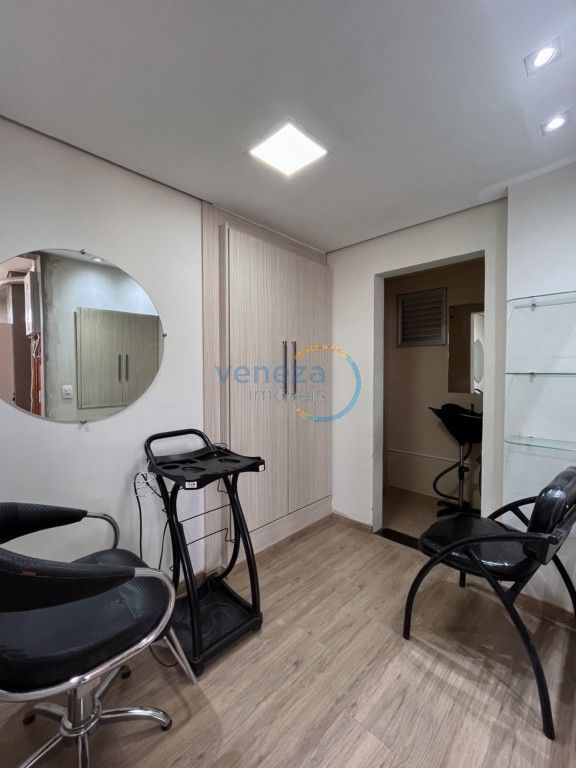 Apartamento para venda no bairro Centro de Londrina - Foto 17