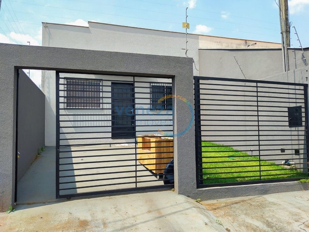 Casa Residencial para venda no Columbia em Londrina com 65m² por R$ 270.000,00  - Foto 1