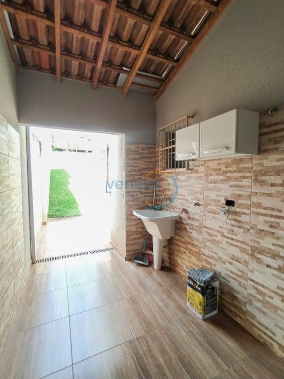 Casa Residencial para venda no bairro Columbia de Londrina - Foto 9