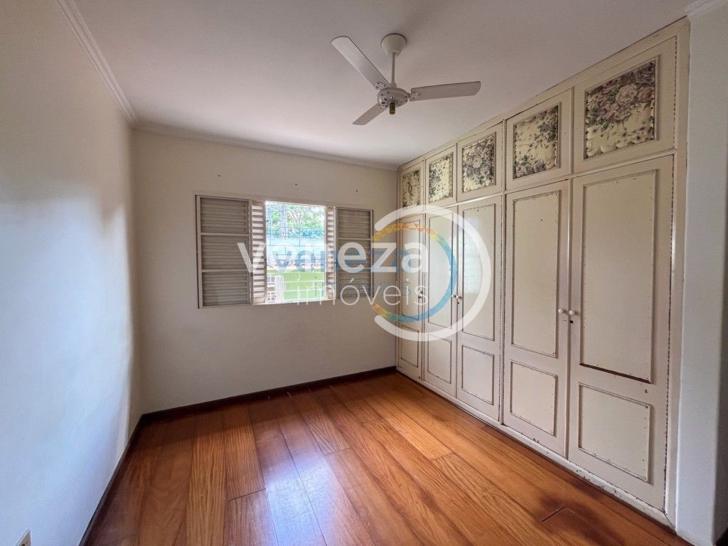 Casa Residencial para venda no bairro Centro de Londrina - Foto 9