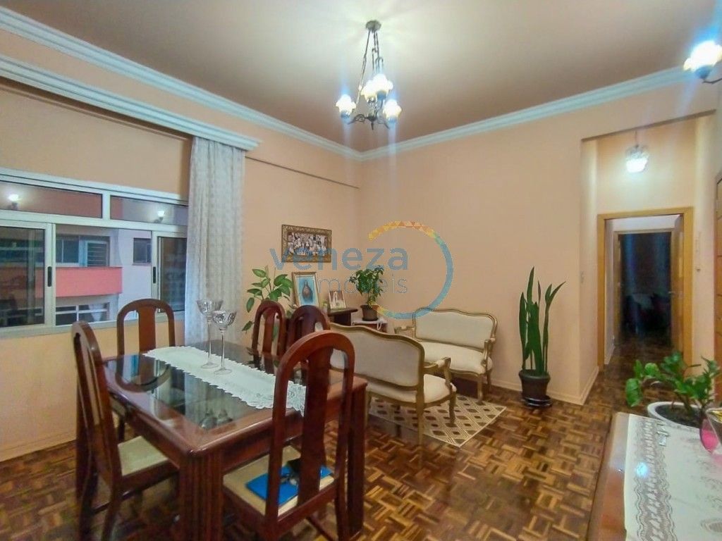 Apartamento para venda no Centro em Londrina com 104m² por R$ 340.000,00  - Foto 2