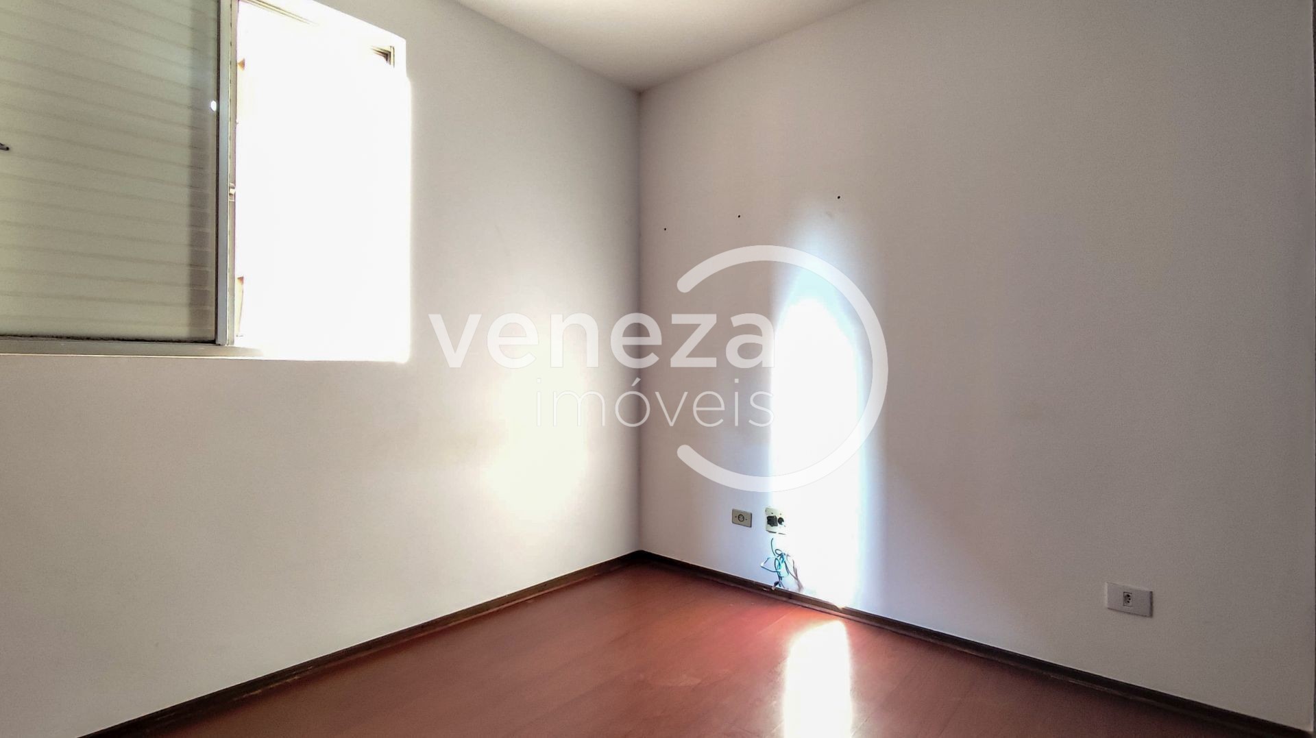 Apartamento para venda no bairro Centro de Londrina - Foto 4