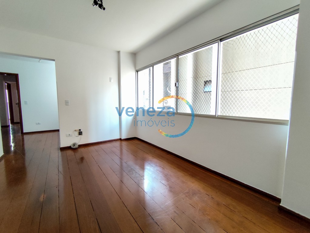 Apartamento para venda no Centro em Londrina com 140m² por R$ 345.000  - Foto 2