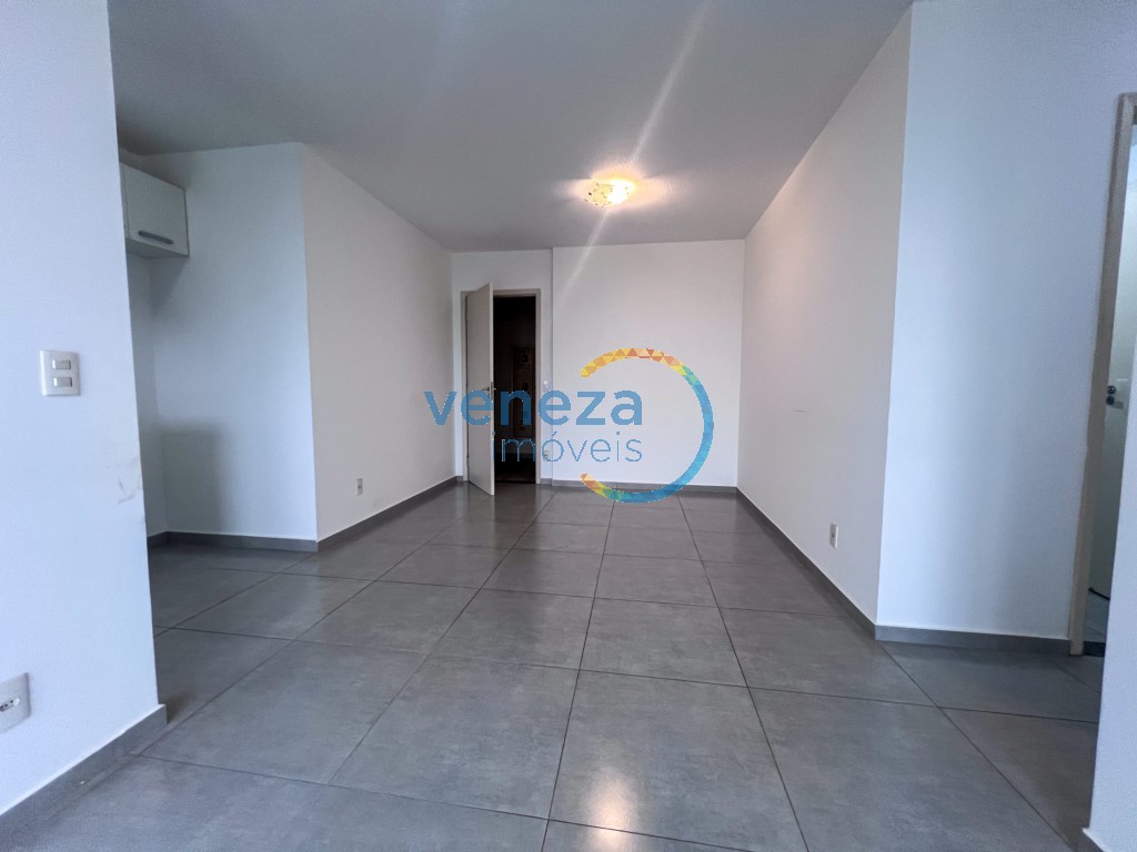 Apartamento para locacao no Aurora em Londrina com 87,94m² por R$ 2.125,00