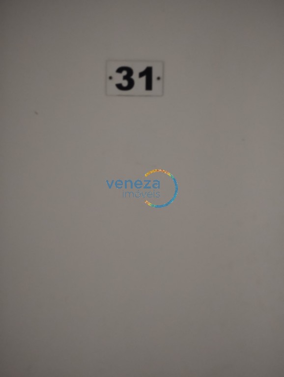 Apartamento para venda no Centro em Londrina com 60m² por R$ 180.000,00  - Foto 2