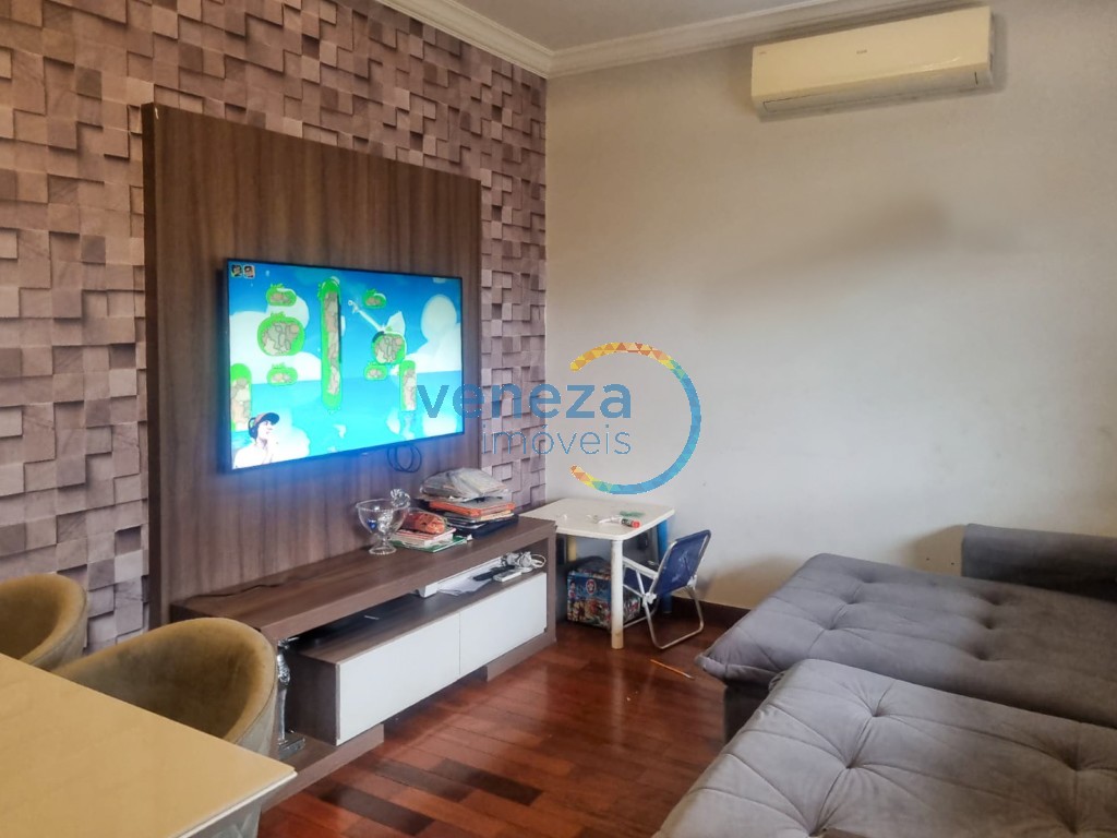 Casa Residencial para venda no Casoni em Londrina com 179,88m² por R$ 495.000,00 - Foto 2