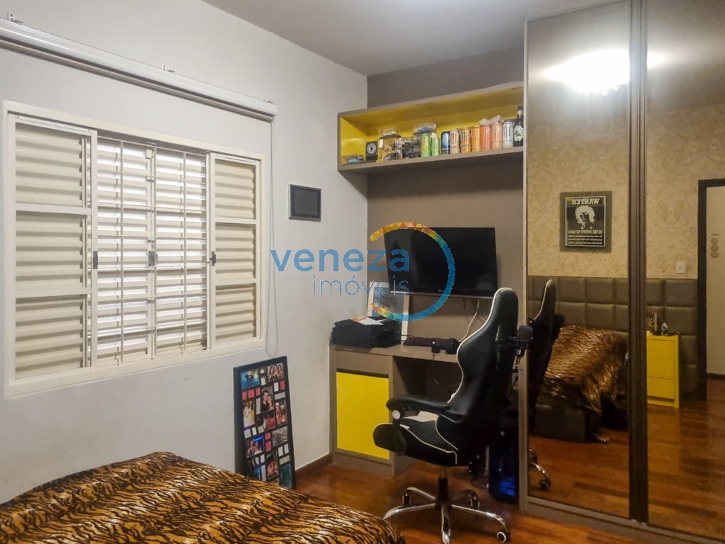 Casa Residencial para venda no bairro Casoni de Londrina - Foto 17
