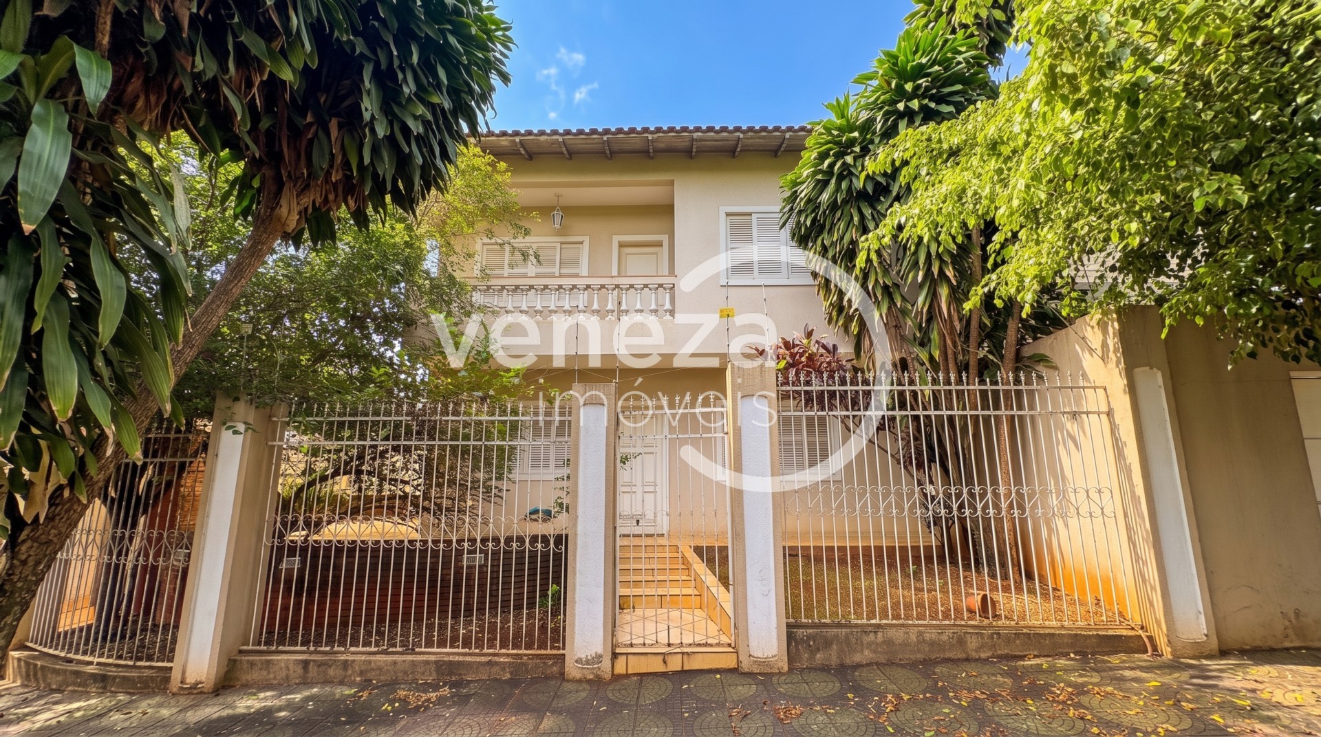Casa Residencial para venda no Guanabara em Londrina com 245m² por R$ 3.300.000 - Foto 1