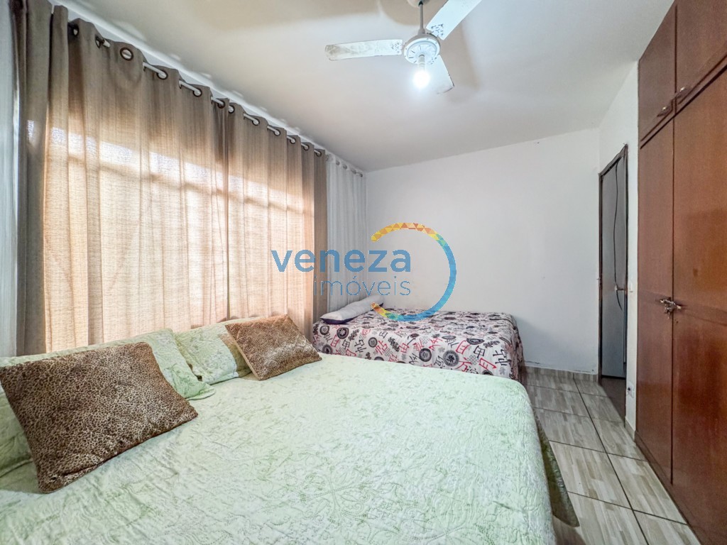 Casa Residencial para venda no bairro Messianico de Londrina - Foto 6