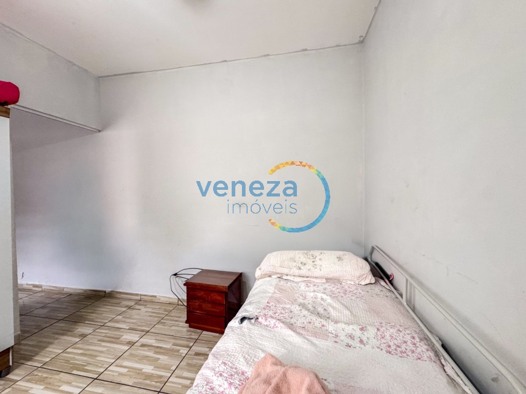 Casa Residencial para venda no bairro Messianico de Londrina - Foto 10
