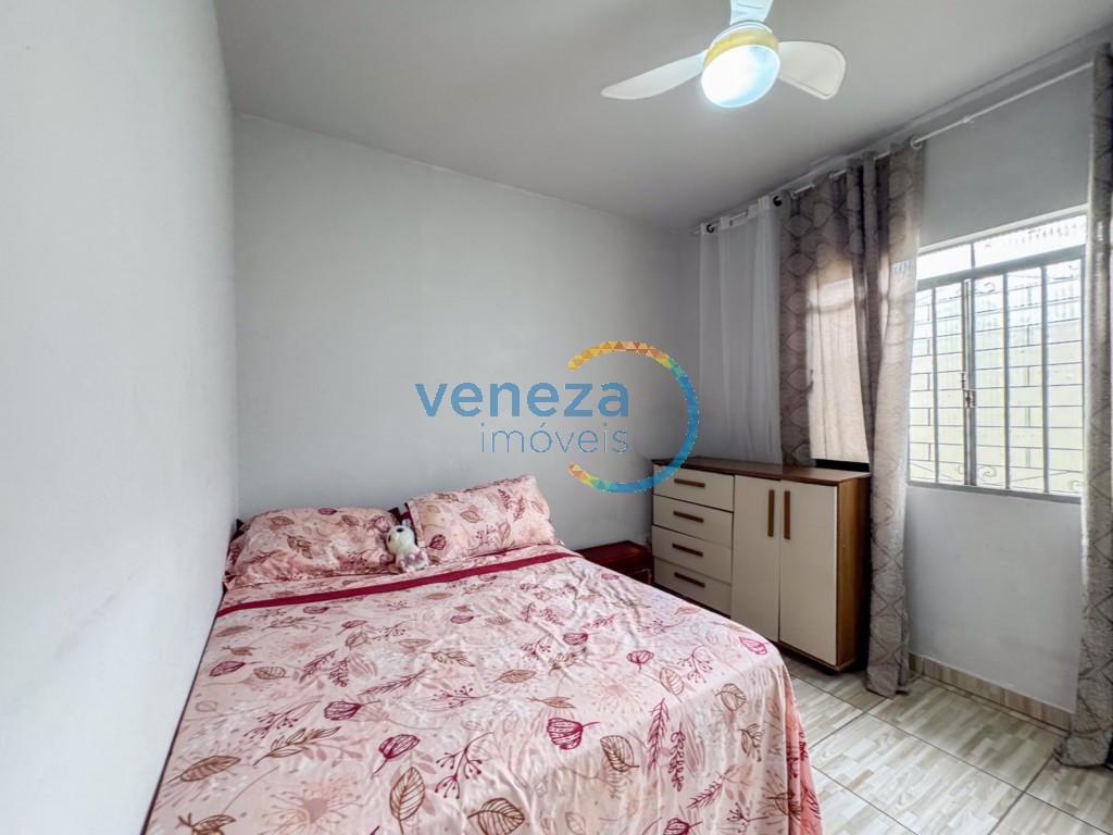 Casa Residencial para venda no bairro Messianico de Londrina - Foto 11