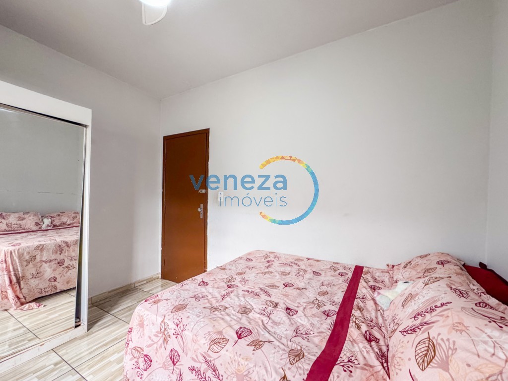 Casa Residencial para venda no bairro Messianico de Londrina - Foto 13