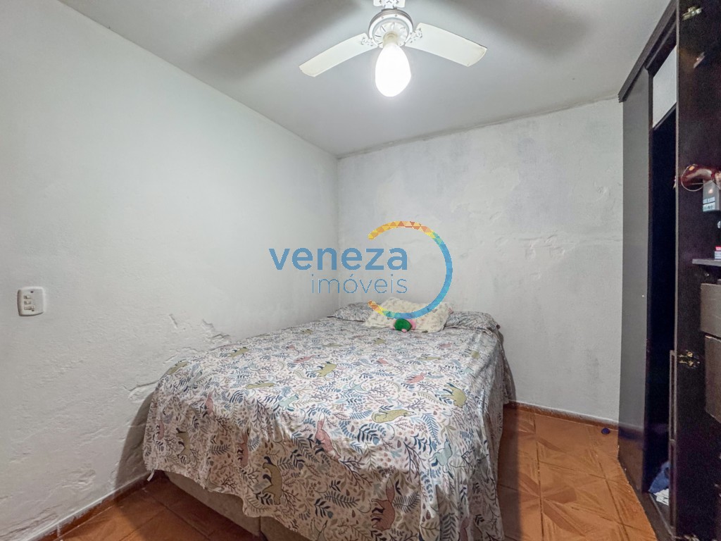 Casa Residencial para venda no bairro Messianico de Londrina - Foto 14