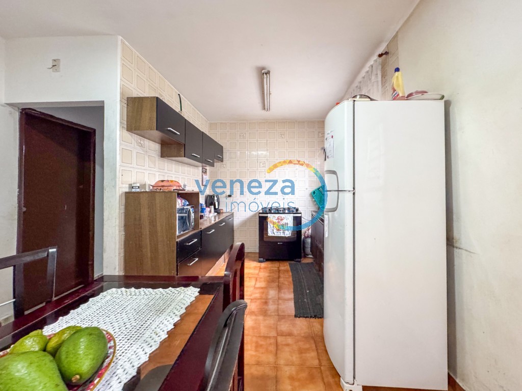 Casa Residencial para venda no bairro Messianico de Londrina - Foto 19