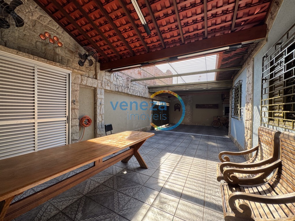 Casa Residencial para venda no bairro Adriana 2 de Londrina - Foto 41