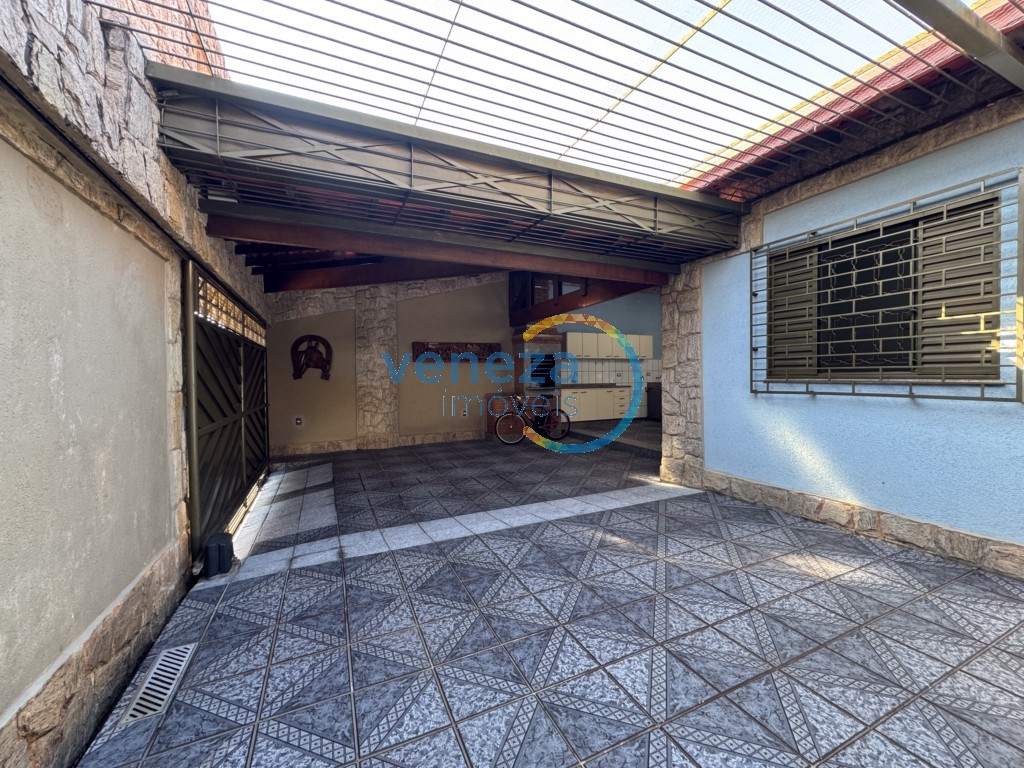 Casa Residencial para venda no bairro Adriana 2 de Londrina - Foto 43