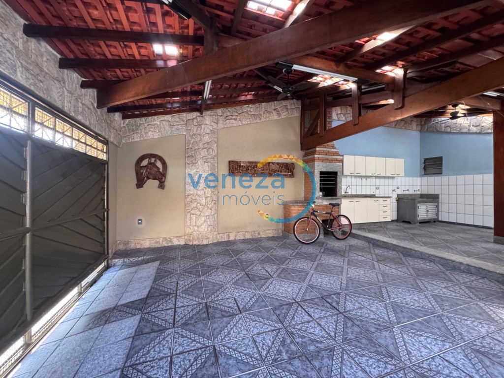 Casa Residencial para venda no bairro Adriana 2 de Londrina - Foto 44