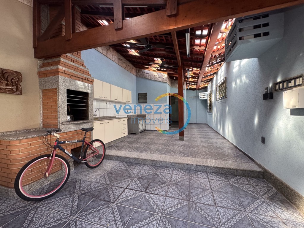 Casa Residencial para venda no bairro Adriana 2 de Londrina - Foto 45