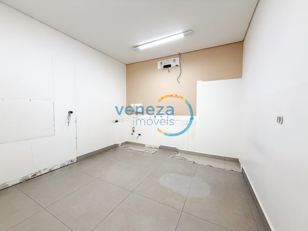 Salão-loja para locação no bairro Centro de Londrina - Foto 13