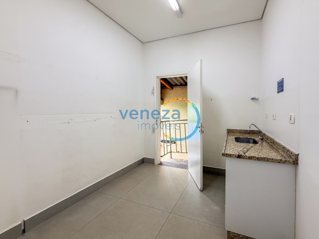 Salão-loja para locação no bairro Centro de Londrina - Foto 17