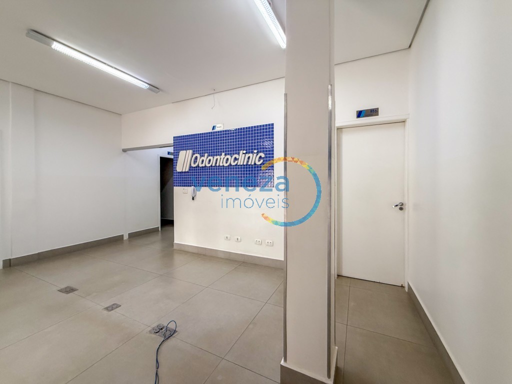 Salão-loja para locação no bairro Centro de Londrina - Foto 22