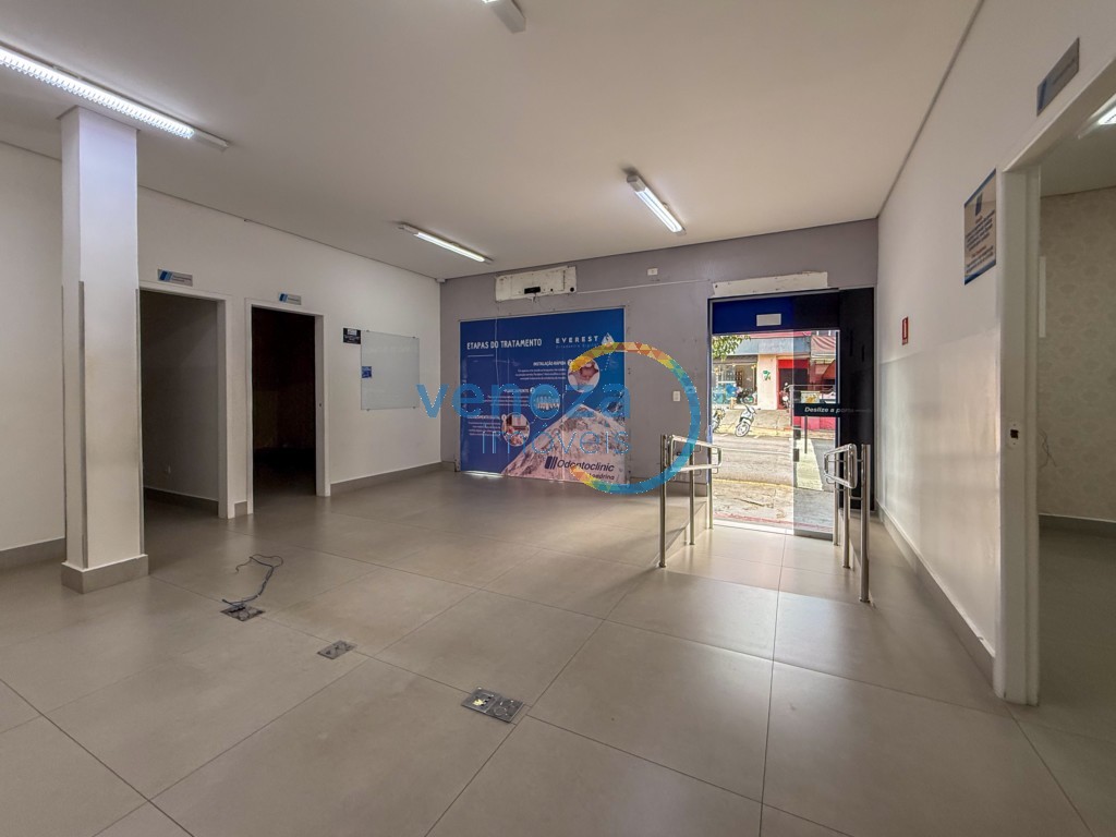 Salão-loja para locação no bairro Centro de Londrina - Foto 27
