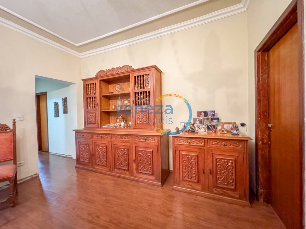 Casa Residencial para venda no bairro Tatiani de Londrina - Foto 16