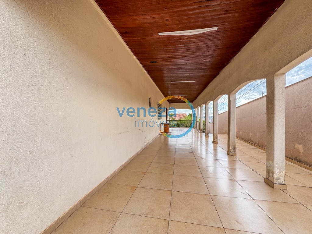 Casa Residencial para venda no bairro Tatiani de Londrina - Foto 33