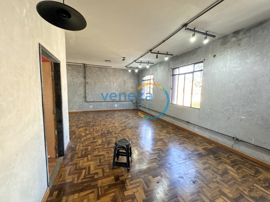 Sala para locação no bairro Centro de Londrina com 240m<sup>2</sup> útil