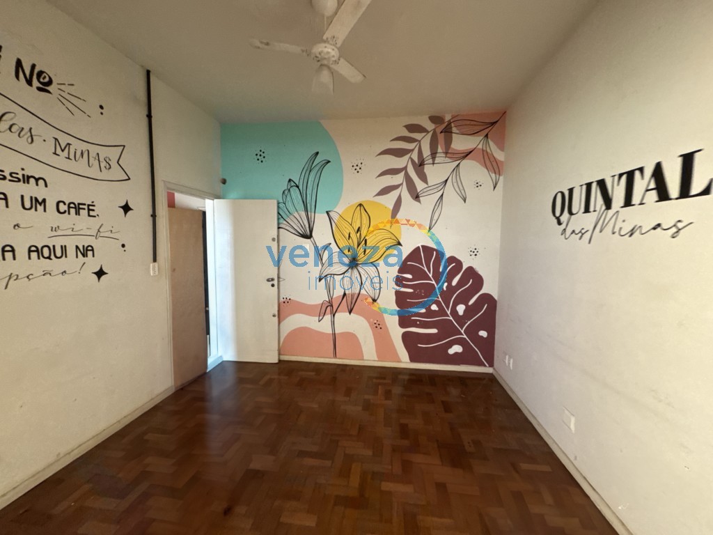 Sala para locação no bairro Centro de Londrina com 240m<sup>2</sup> útil