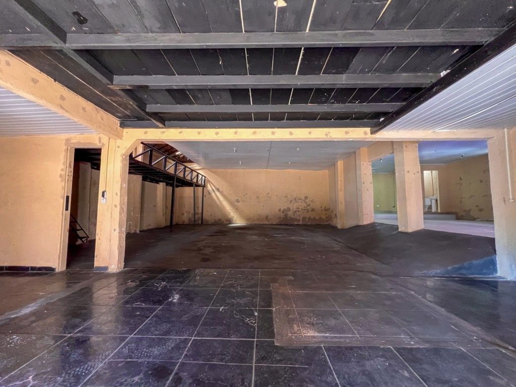 Barracão_salão_loja para locacao no Centro em Londrina com 235,75m² por R$ 2.625,00