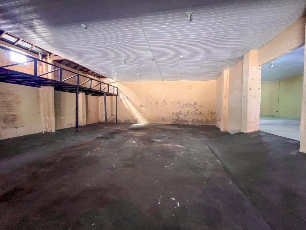 Barracão_salão_loja para locacao no Centro em Londrina com 235,75m² por R$ 2.625,00