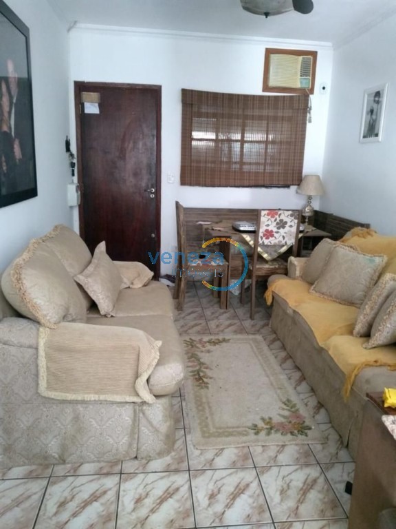 Casa Residencial para venda no Vale do Cambezinho em Londrina com 135m² por R$ 295.000,00
