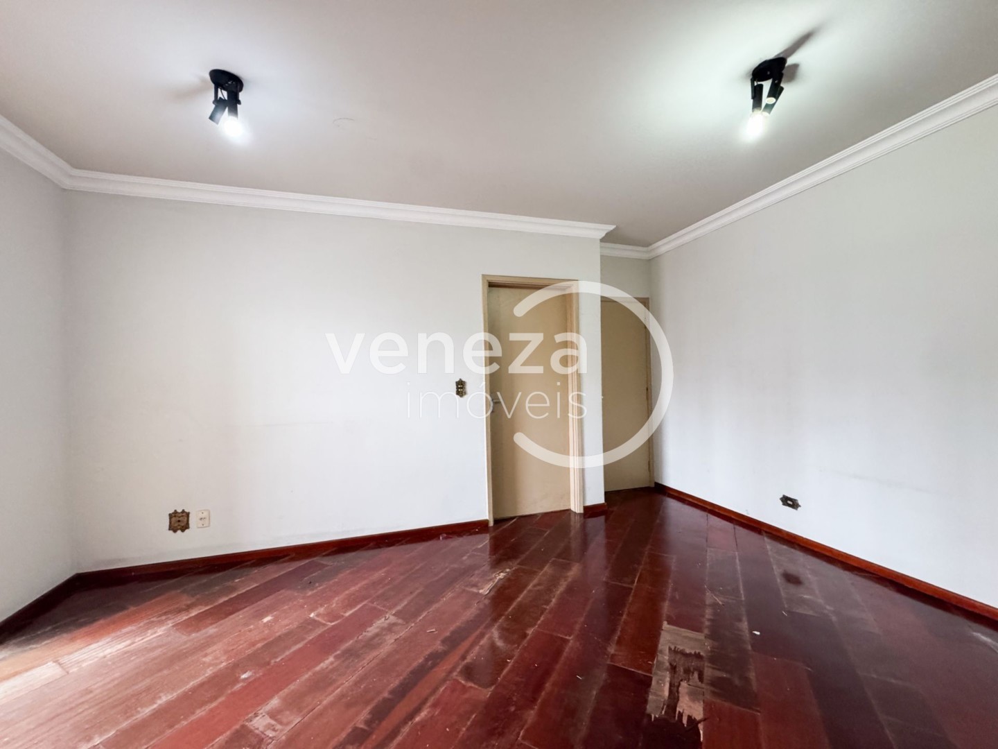 Apartamento para alugar em Centro, Londrina — Portal Chave Fácil