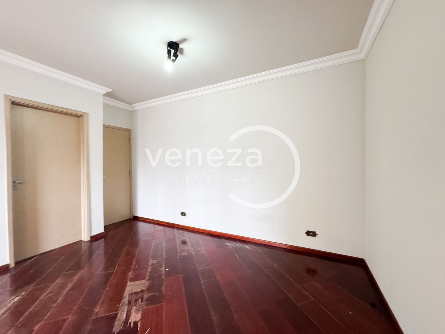 Apartamento para alugar em Centro, Londrina — Portal Chave Fácil