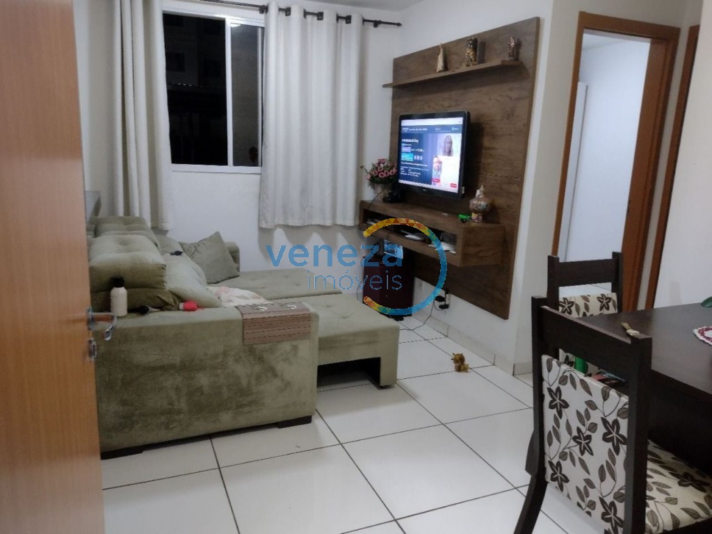 Apartamento para venda no Boulevard em Londrina com 81m² por R$ 220.000,00