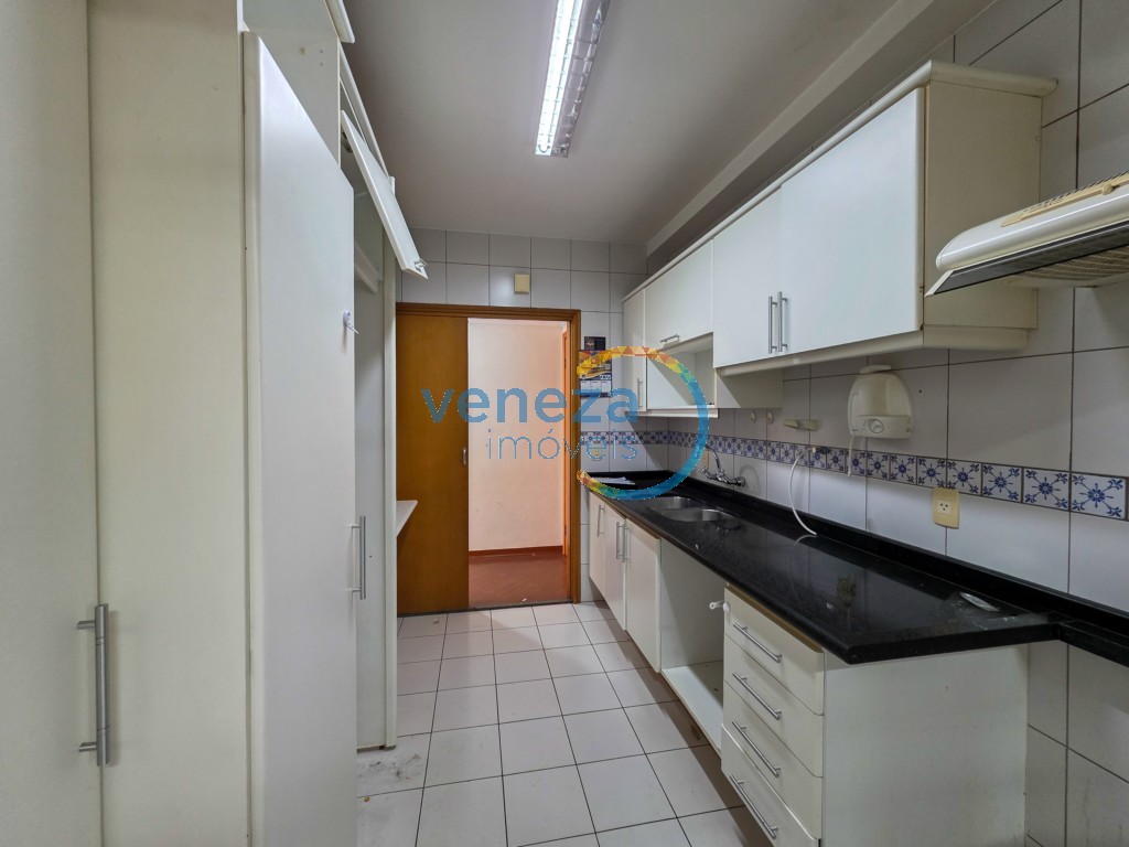 Apartamento para locação no bairro Gleba Palhano de Londrina com 94m<sup>2</sup> útil, 3 quartos, 1 vaga de garagem