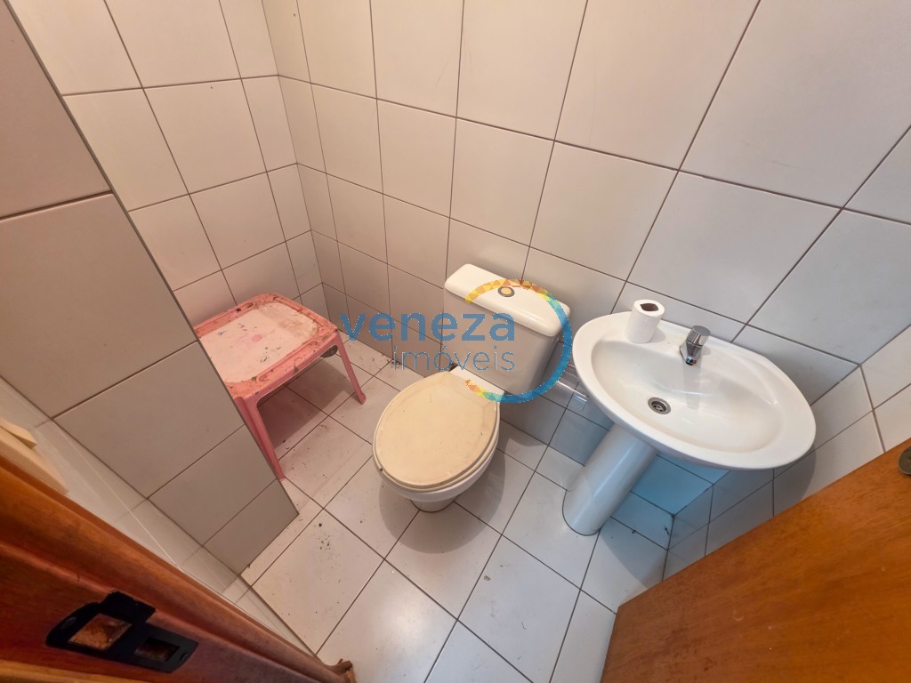 Apartamento para locação no bairro Gleba Palhano de Londrina com 94m<sup>2</sup> útil, 3 quartos, 1 vaga de garagem