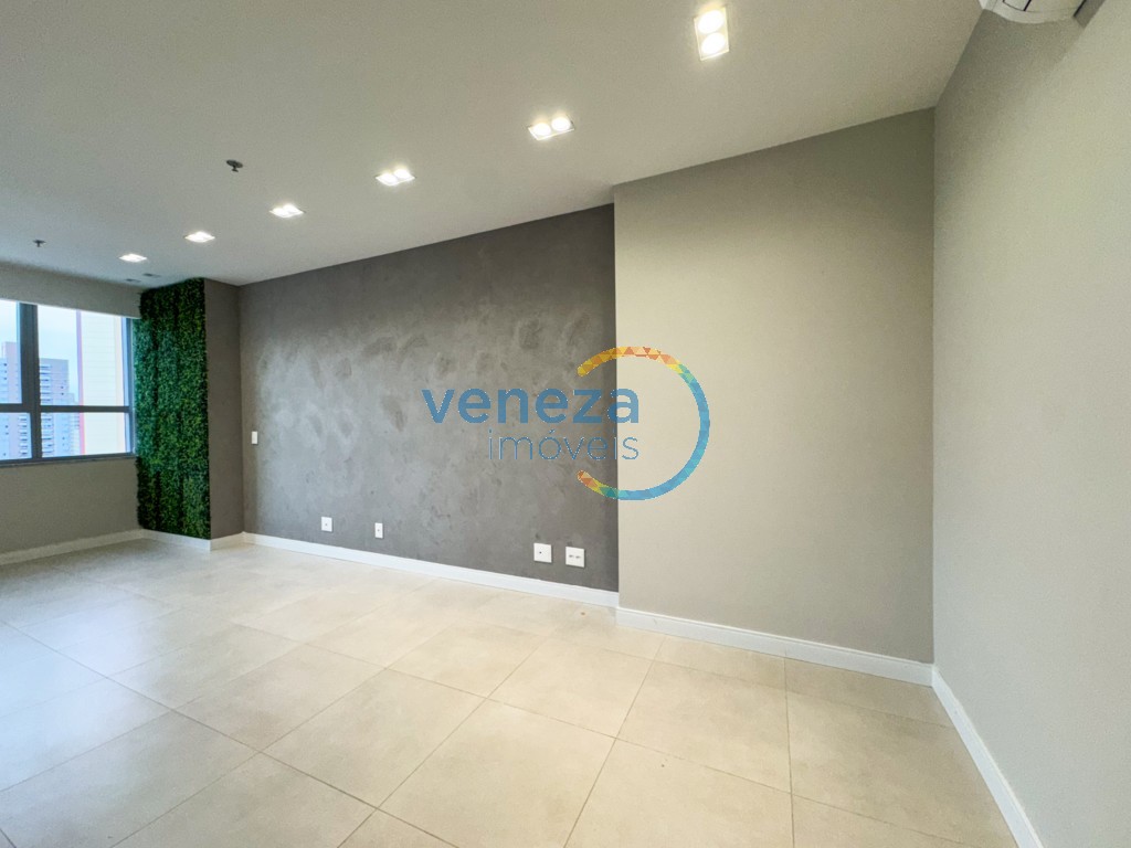 Sala para locacao no Gleba Palhano em Londrina com 38m² por R$ 3.300,00