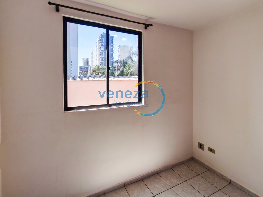 Apartamento para locação no bairro Gleba Palhano de Londrina com 42.96m<sup>2</sup> útil, 2 quartos, 1 vaga de garagem