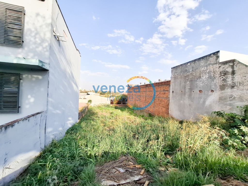 Terreno para locação no bairro Industrial de Londrina com 357.02m<sup>2</sup> total