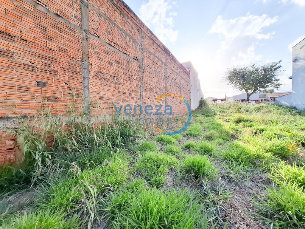 Terreno para locação no bairro Industrial de Londrina com 357.02m<sup>2</sup> total