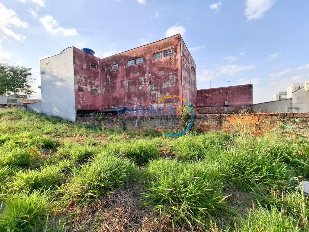 Terreno para locação no bairro Industrial de Londrina com 357.02m<sup>2</sup> total