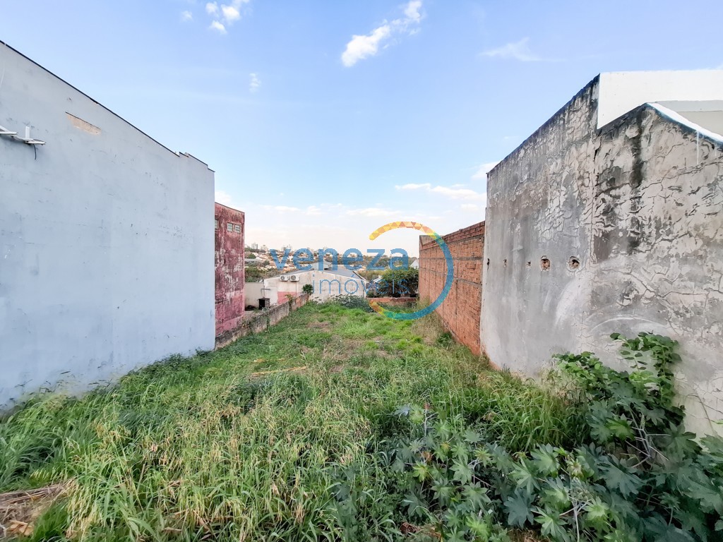 Terreno para locação no bairro Industrial de Londrina com 357.02m<sup>2</sup> total